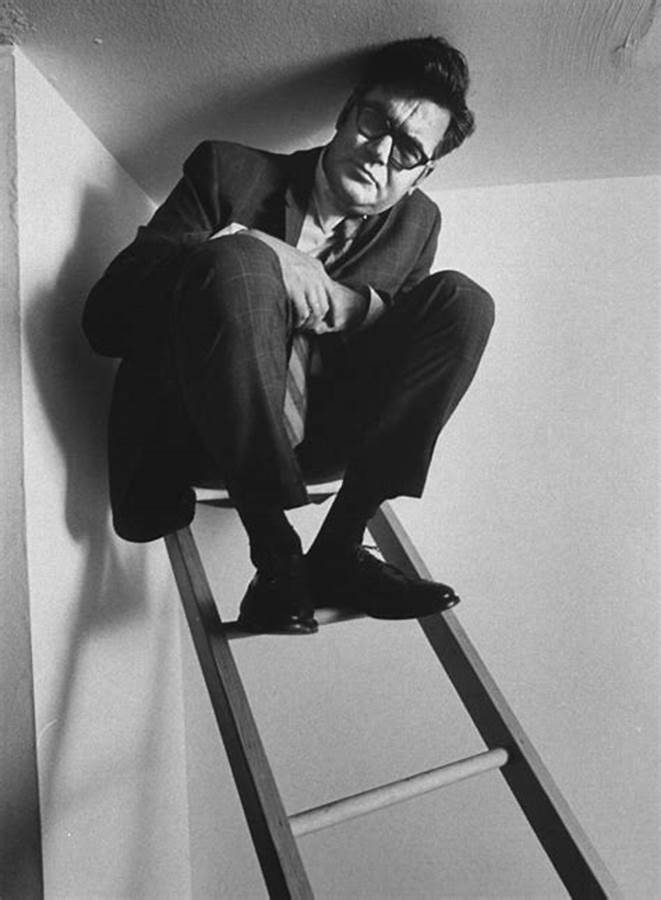 Laurence J. Peter.