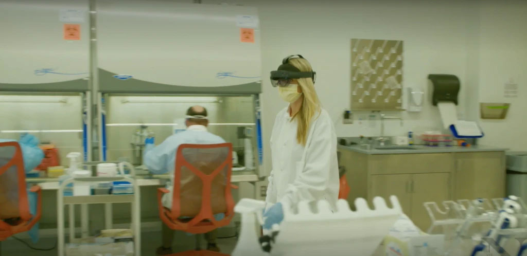 For example, Northeastern University has reduced a 3-hour lesson plan into a half-hour experiential, self-directed course. Biotech students use Microsoft's AR goggles HoloLens to learn new techniques on their own instead of spending hours in the lab with the instructor.
